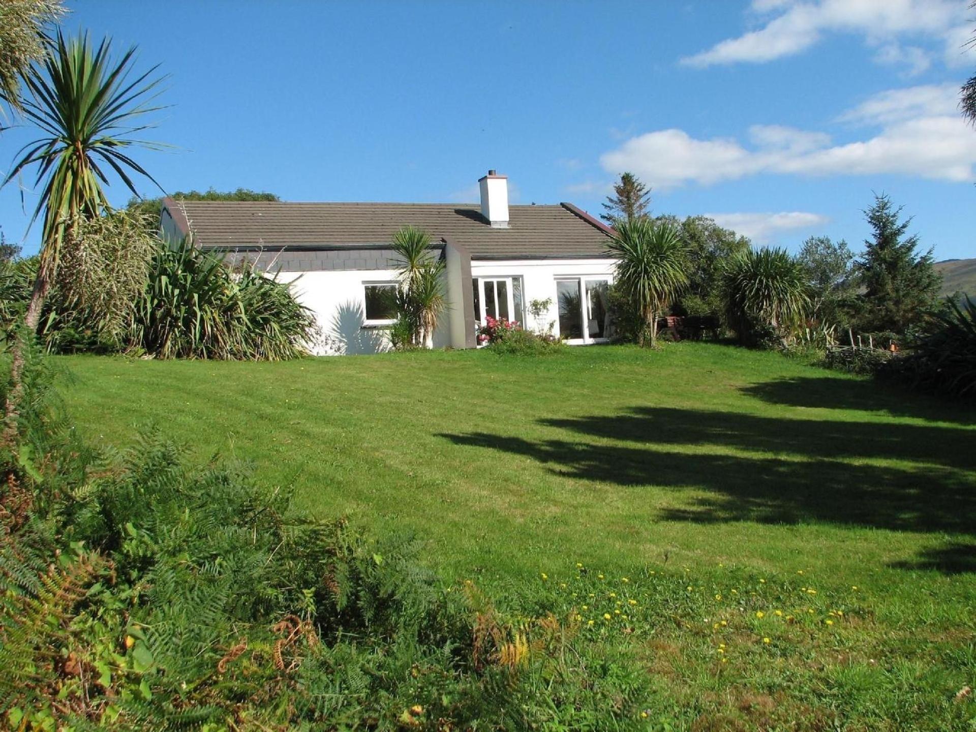 Haus Mit Blick Auf Die Kenmare Bucht Umgeben Von Subtropischer Vegetation - B48742 Villa Ardea ภายนอก รูปภาพ